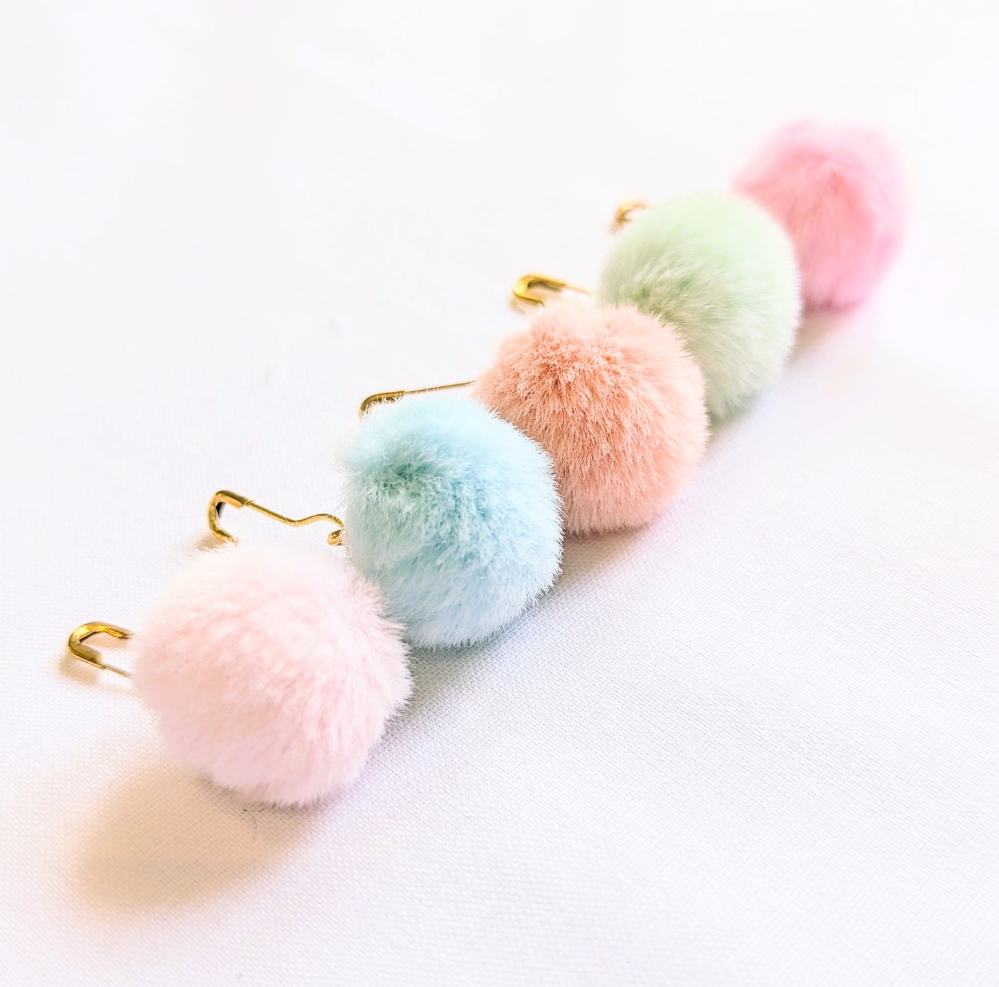 Pom Pom Stitch Markers