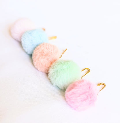 Pom Pom Stitch Markers