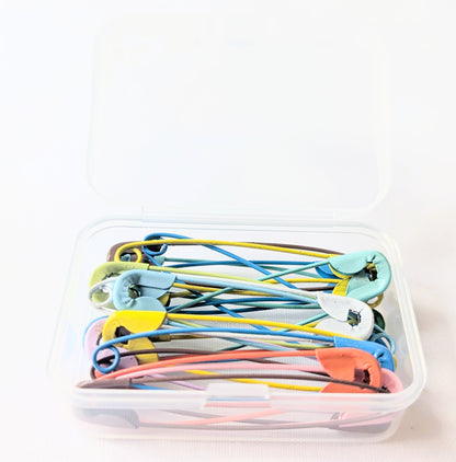 Multicoloured Safety Pins