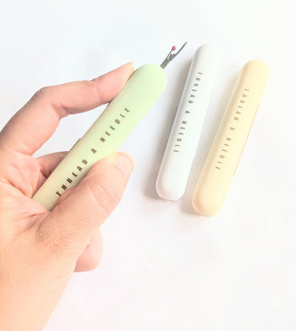2 in 1 Threader and Seam Ripper