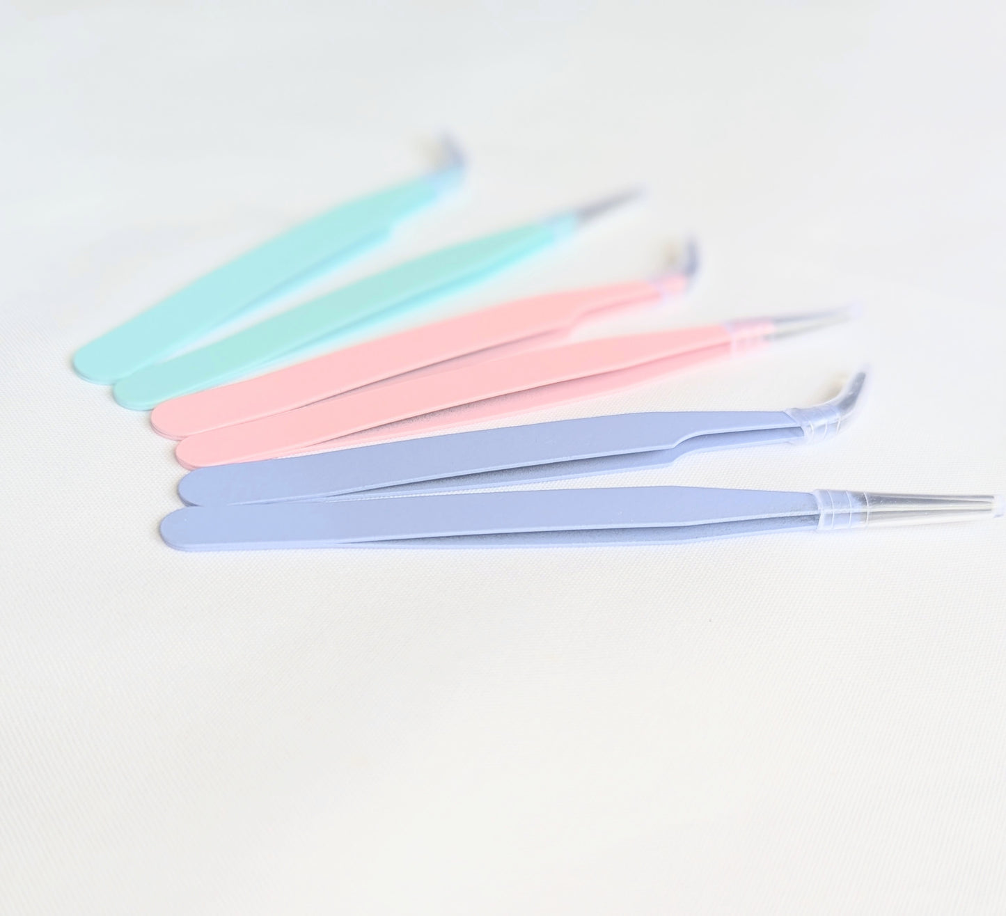 Tweezers