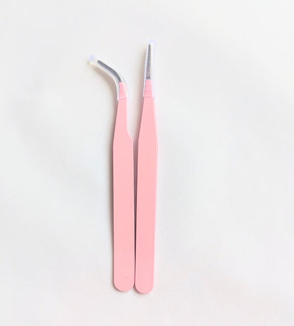 Tweezers